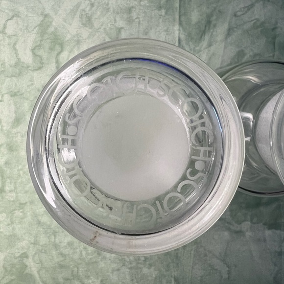 of 3 Vintage Spirits Glass Decanters - Picture 12 of 12